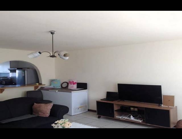 2 BEDROOM APARTMENT FOR SALE IN SYDENHAM